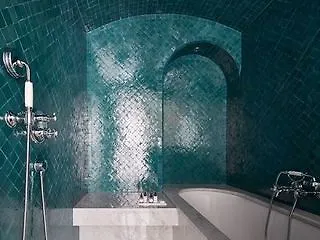 Hotell Saint Roch Paris